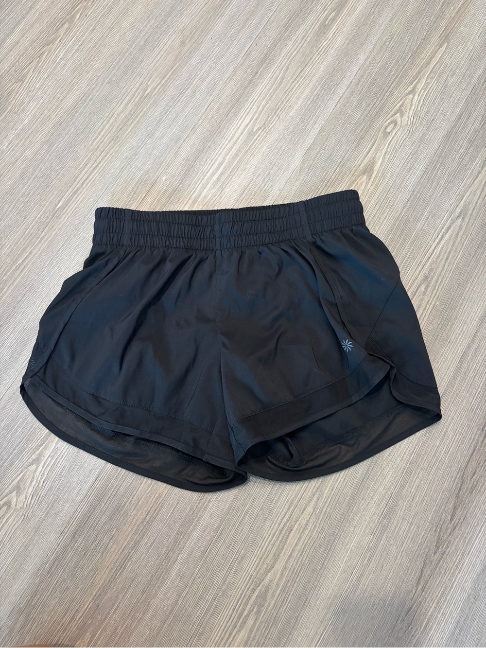 Athleta Mesh Racer Run Shorts - Picture 3 of 6
